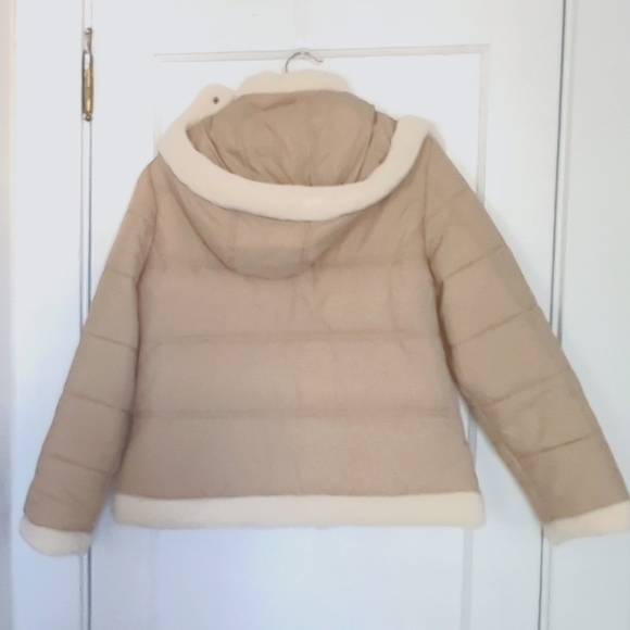 Women's Shepra Mixed Media Waist Coat in Taupe & Cream Size L NWT - Picture 2 of 3